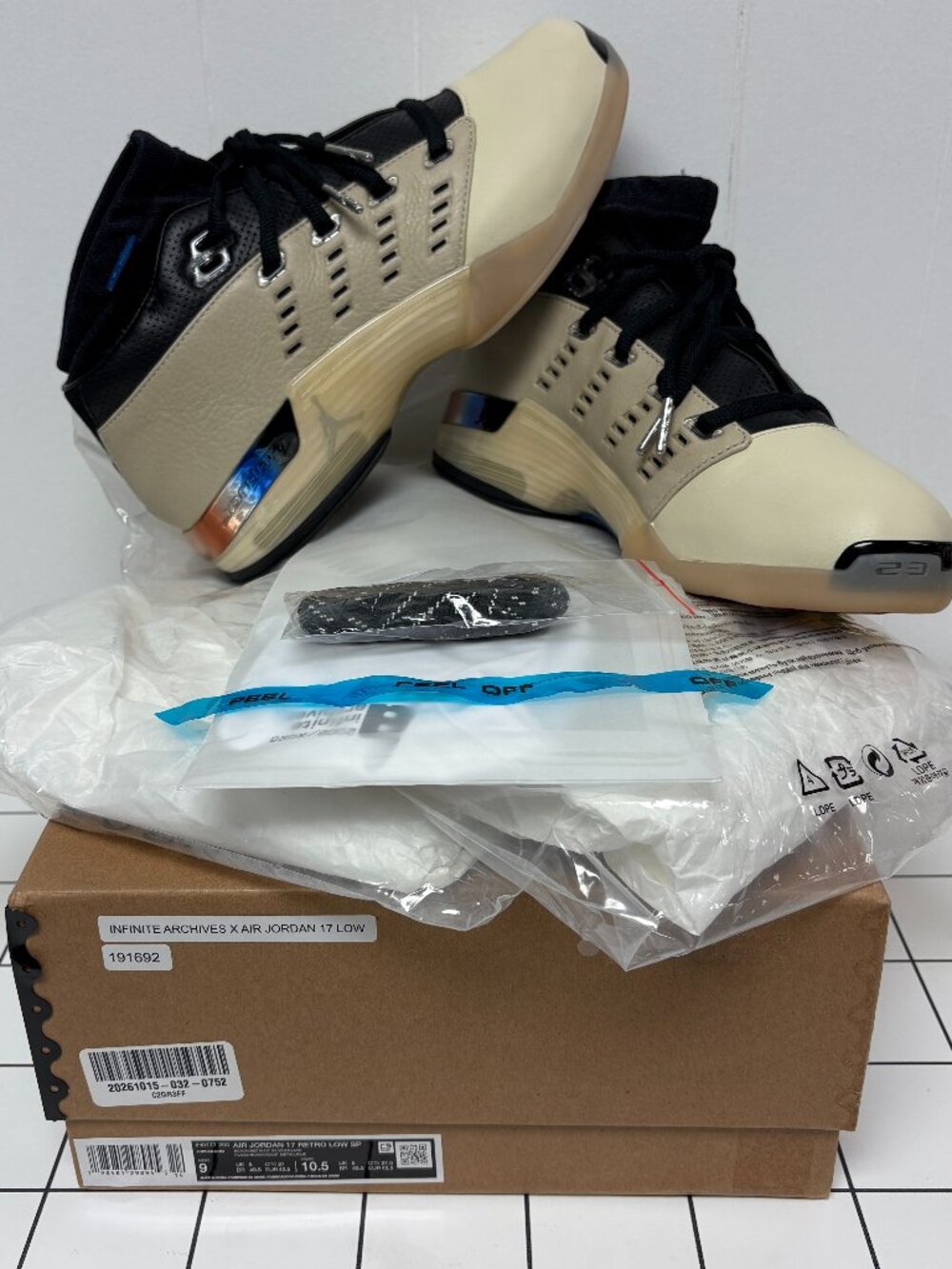 Jordan 17 Retro Low SP Infinite Archives (IH0177-200), Size 9